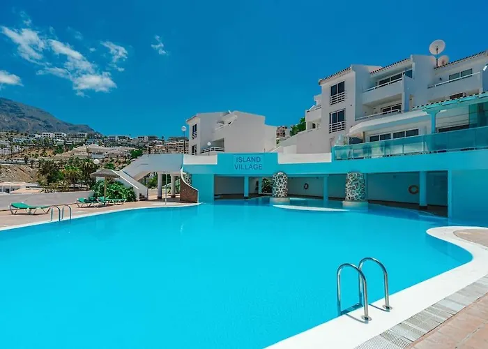 With Amazing View By Altamarhomes * 阿德耶